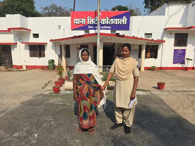 पत्नी ने की शराबी पति की हत्या, जशपुर पुलिस ने सुलझाई अंधे कत्ल की गुत्थी 1 IMG 20250331 WA0024