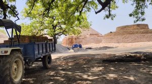 EXCLUSIVE: VIP ईंट भट्ठा से खड़ा हुआ अवैध कमाई का साम्राज्य? लखपति दीदी नहीं करोड़पति दादा बनने का खुला खेल ! 2 IMG 20260422 WA0031